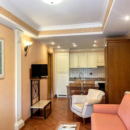 Tranquil Retreat Near For 4 *